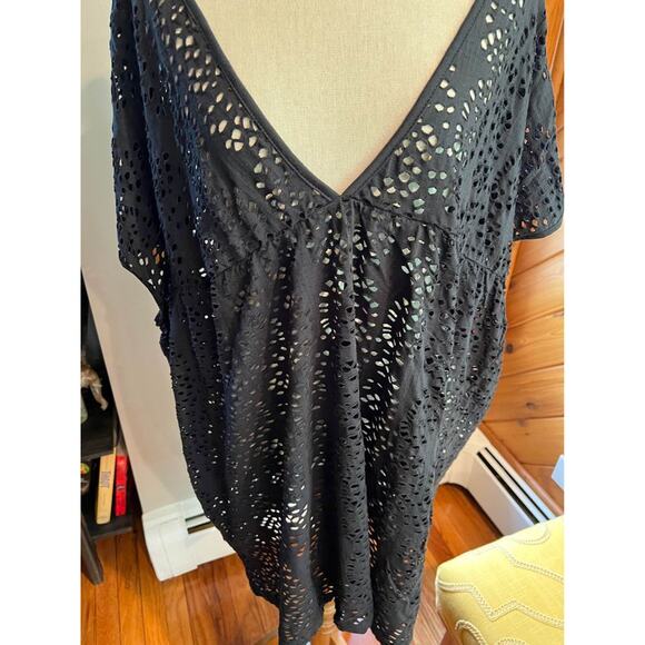 Oversized Black Abstract Cutout Beach Coverup Dress - Picture 6 of 8